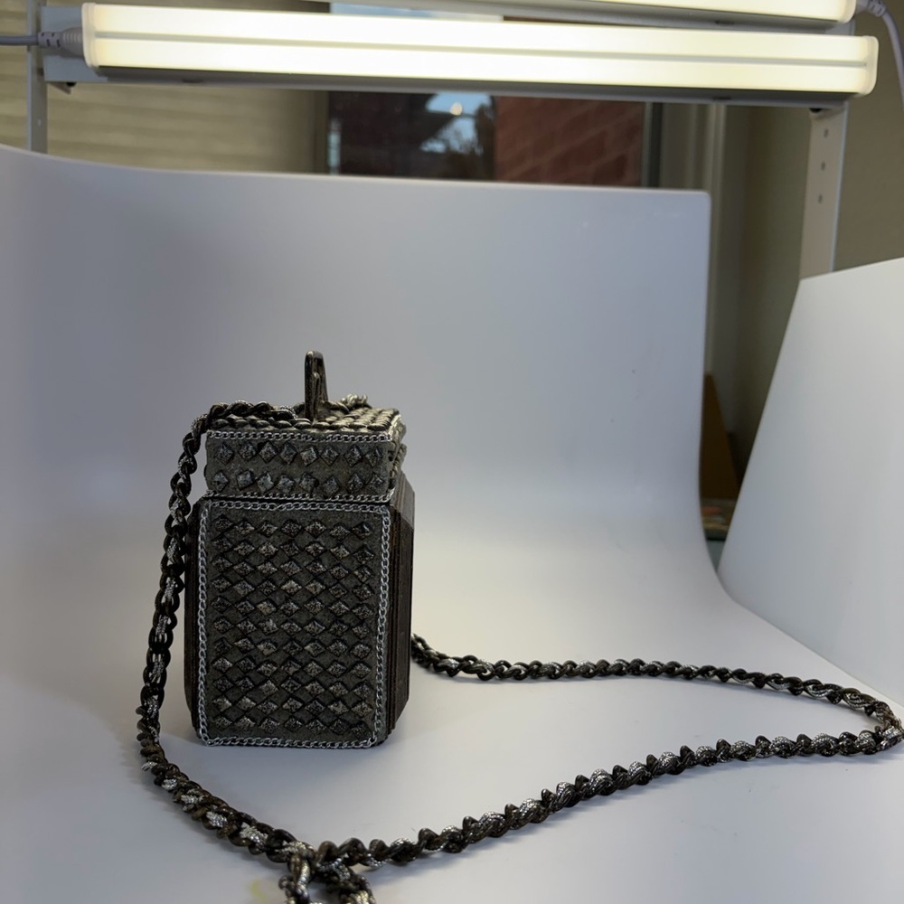 Vintage Mary Francs Unique Elegant Silver and Black Chain Bag. ++ collectible. - Picture 3 of 8